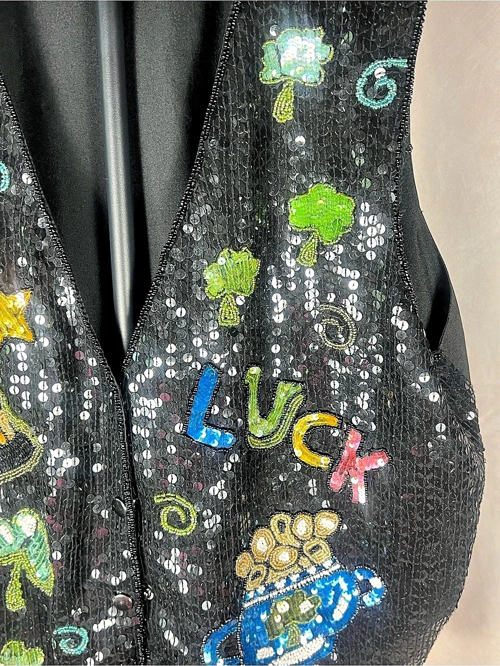 Quacker Factory 1X Lucky Sequin Vest St Patrick’s Day Casino Shamrock Vintage - Picture 5 of 9